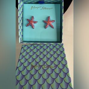 🧜‍♀️Betsey Johnson Purple Starfish Crystal Stud Earrings